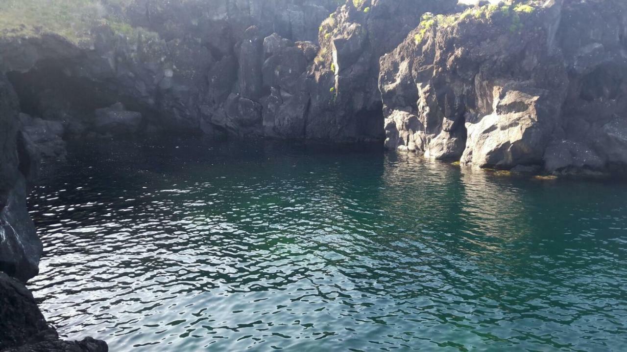 Azores Hibiscus House - Mountain And Sea Sao Roque do Pico Luaran gambar