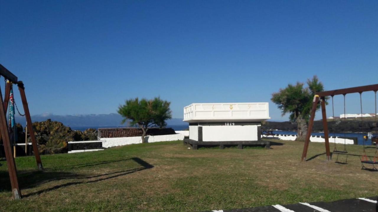 Azores Hibiscus House - Mountain And Sea Sao Roque do Pico Luaran gambar